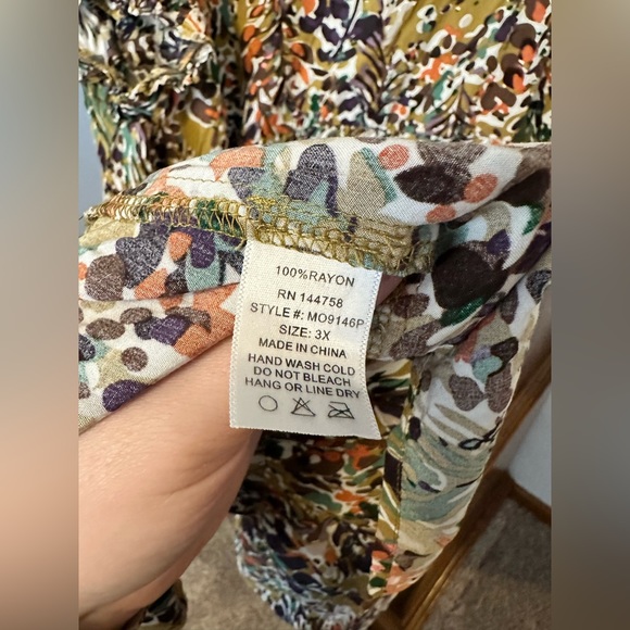 Chic Soul Ruffle Short Sleeve Dress, 3X BUT fits more like a 2X - Picture 4 of 4